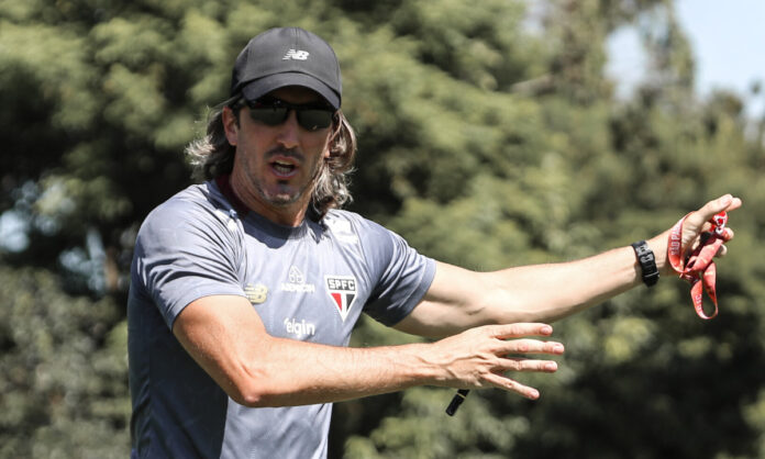 Luis Zubeldía, técnico do São Paulo