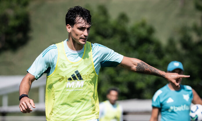 Após lesão, Dinenno entrou em campo quatro vezes em 2025