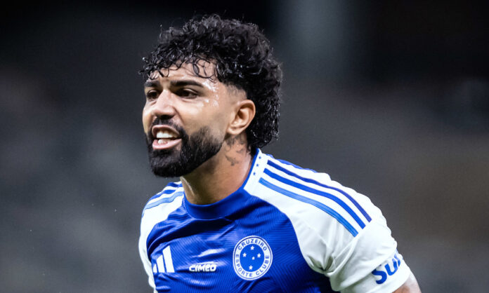 Gabigol virou para o Cruzeiro contra o Palestino