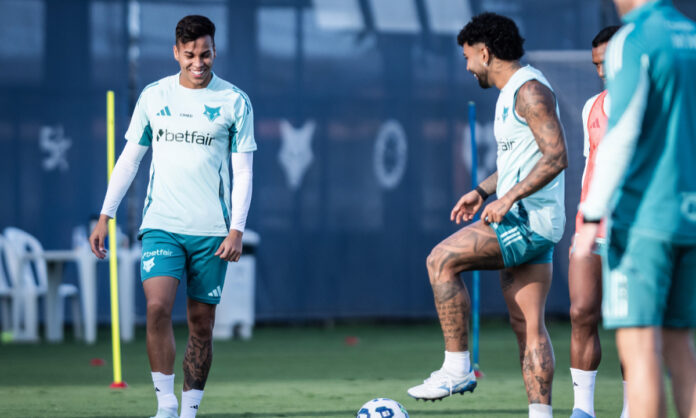 Kaio Jorge e Gabigol, autores dos gols da vitória do Cruzeiro sobre o Flamengo.