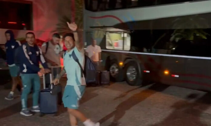 Cruzeiro desembarcou em Goiânia para jogo da Copa do Brasil