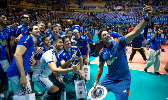 Sada Cruzeiro comemora 9º título da Superliga