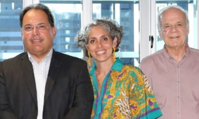 Keyla Monadjemi em evento do Minas