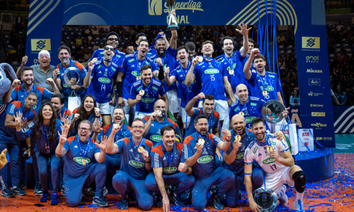 Sada Cruzeiro comemora nono título da Superliga