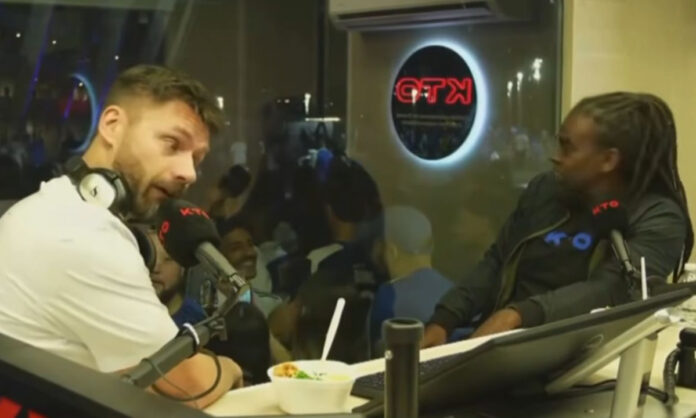 Rafael Sobis e Tinga em live da Samuca TV